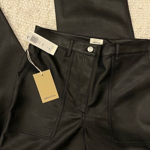 Aritzia Wilfred Free Lucy leather pants size 8